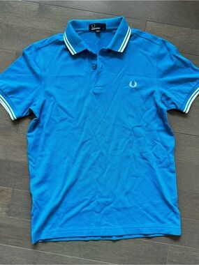 Fred Perry Men Polo Shirt | Size Small